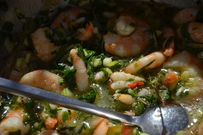 Marinade-de-crevettes-sur-le-bateau_0056