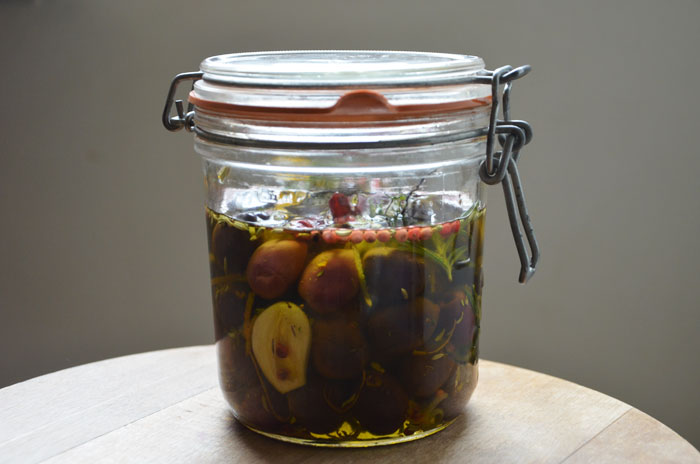 Bocal-olives-violettes-2_0086